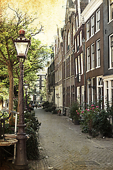 Фонарь на старой улочке Амстердама (Каталог номер: 14089)