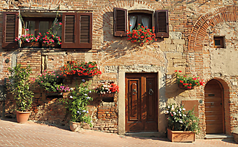 Старая Итальянская улочка с цветами (Каталог номер: 14092)